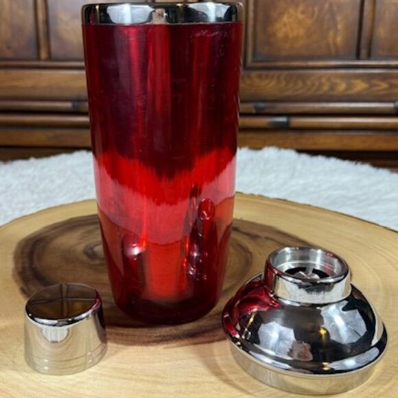 Vintage Casa Moda Red Stainless Steel Lucite Martini Shaker w/ Nonslip Bottom - Picture 4 of 9